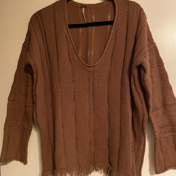 Free People Sweaters - FREE PEOPLE BROWN SWEATER